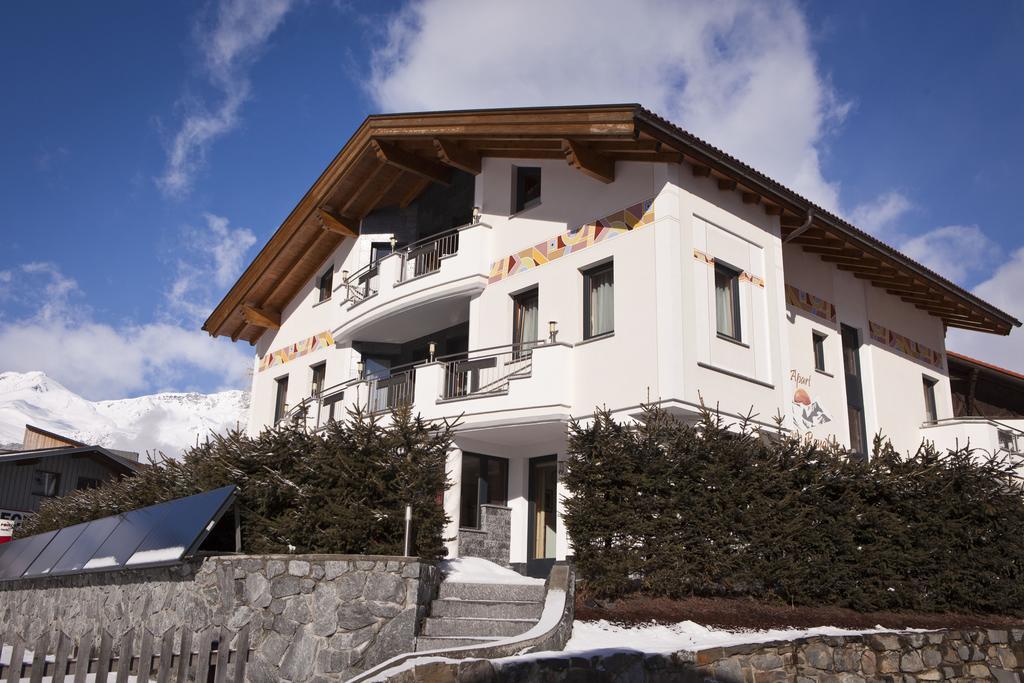 Apart Alpen Royal Nauders Buitenkant foto